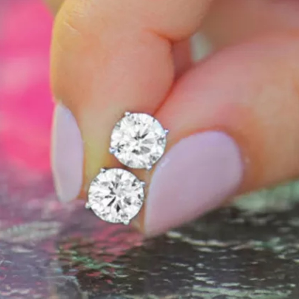 ONELEFT🎉4Ct Diamond 14K White Gold Screwback Stud